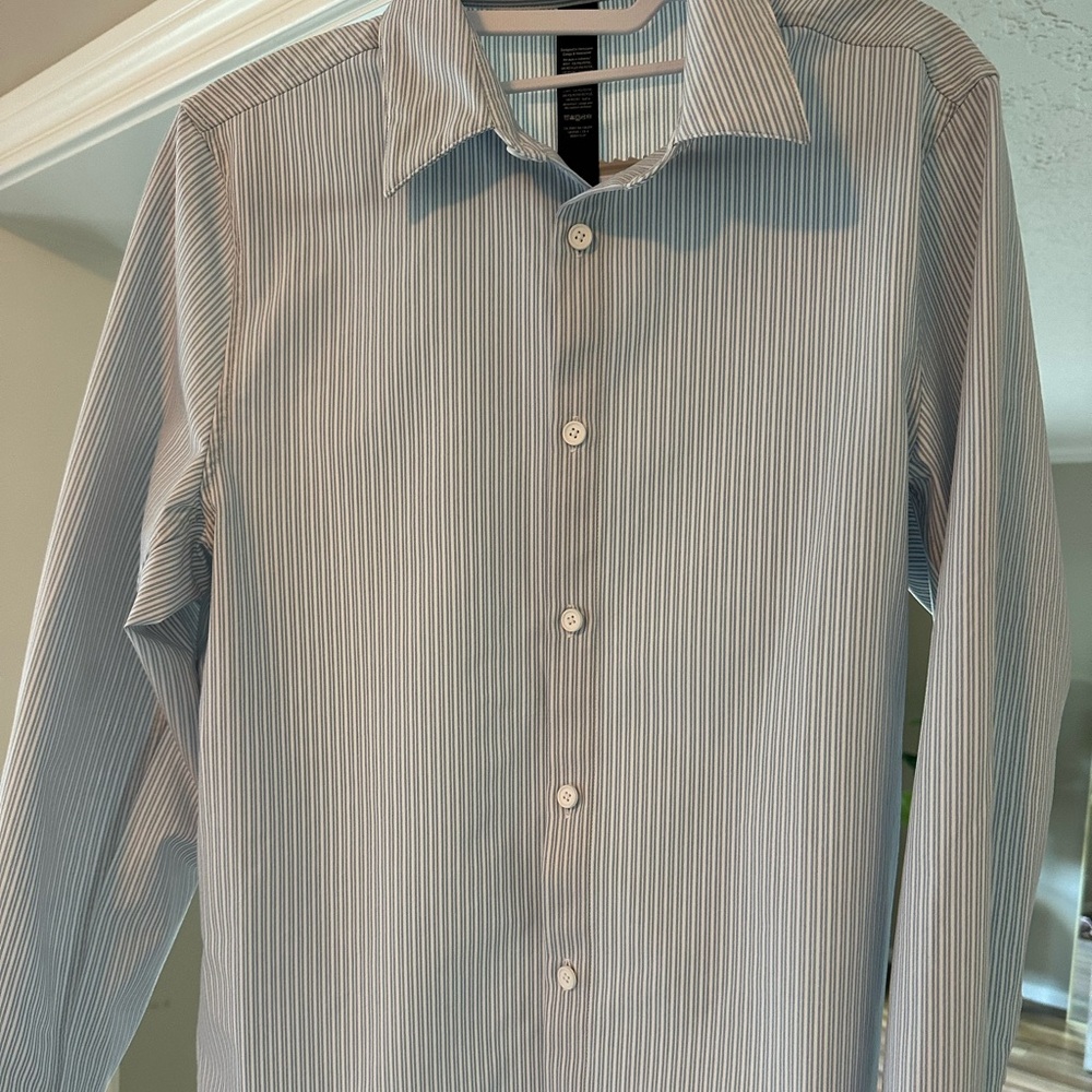 Lululemon Men's Striped Lin-Sleeve Button-Up Shirt Slim-fit
